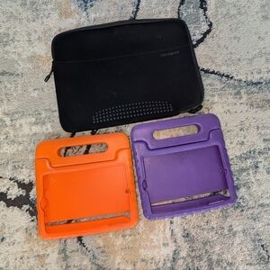 Samsonite Black Tablet Sleeve with Orange and Purple Stands